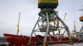 Отмена мойвенной путины сказалась на работе порта