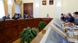 Губернатор призывает чиновников встречаться с жителями