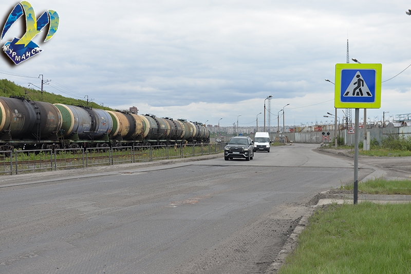 В Мурманске идёт ремонт дороги на улице Подгорной