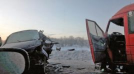 В Кольском районе в аварии погибли четыре человека