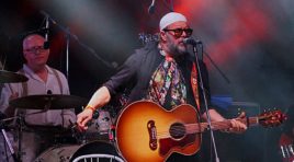 В Мурманске выступил Борис Гребенщиков