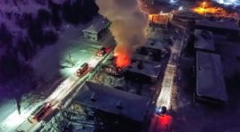 В Мурманске сгорела деревяшка