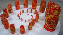 В Мурманске можно увидеть 40-местную матрёшку