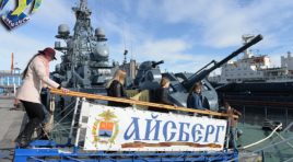 В Мурманске на морвокзале пришвартовались три военных корабля