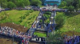 В Мурманске открыли памятник Николаю Угоднику