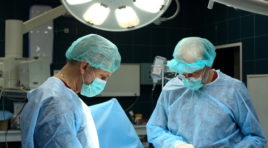 В Мурманском многопрофильном центре им. Пирогова новый заведующий отделением пластической хирургии