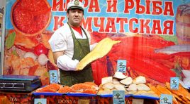 Рыбный фестиваль «Дары моря» проходит в Мурманске