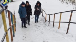 В Октябрьском округе Мурманска проверили 200 дворов