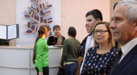 Модельная библиотека в Гаджиево приняла уже более тысячи посетителей