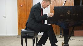 Пианист Кари Тиккала выступил в Мурманске