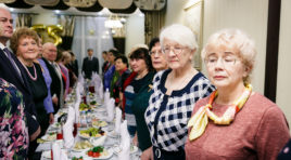 До миллиона рублей увеличит правительство Мурманской области средства на закупку сырья для предприятия Всероссийского общества слепых