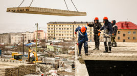 Андрей Чибис проинспектировал строительство школы в Североморске