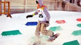 В Мурманске прошли соревнования по снегоступингу