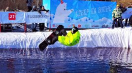 В Мурманске прошло аква-шоу «Север на волне!»