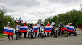 Ко Дню флага заполярные байкеры устроили мотопробег